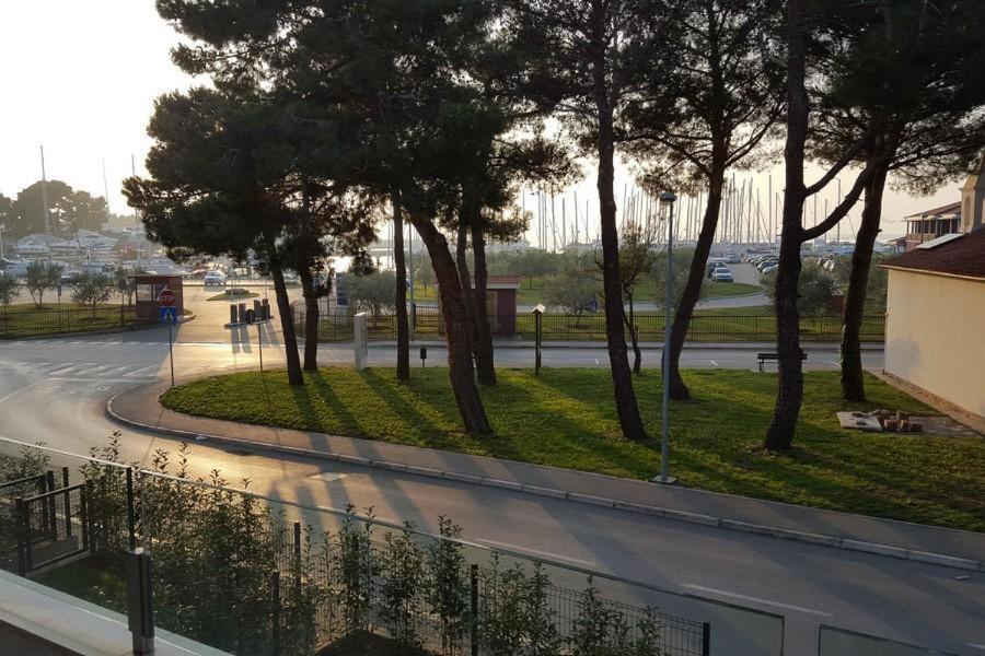 Hotel Lux Novigrad Istria Exterior foto
